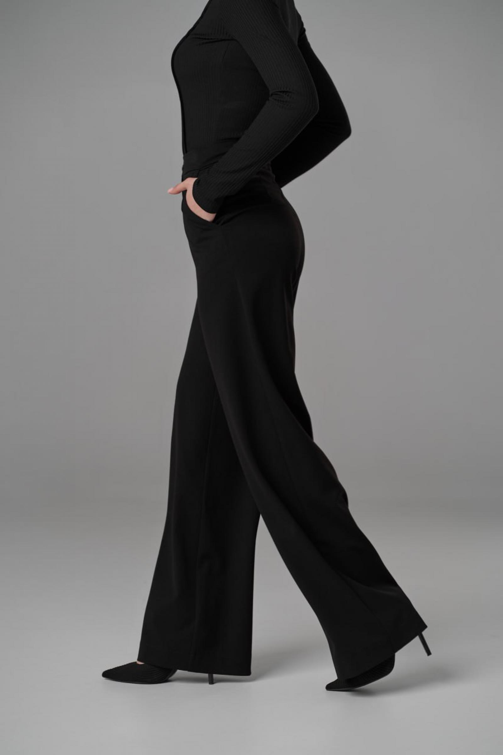 Брюки палаццо