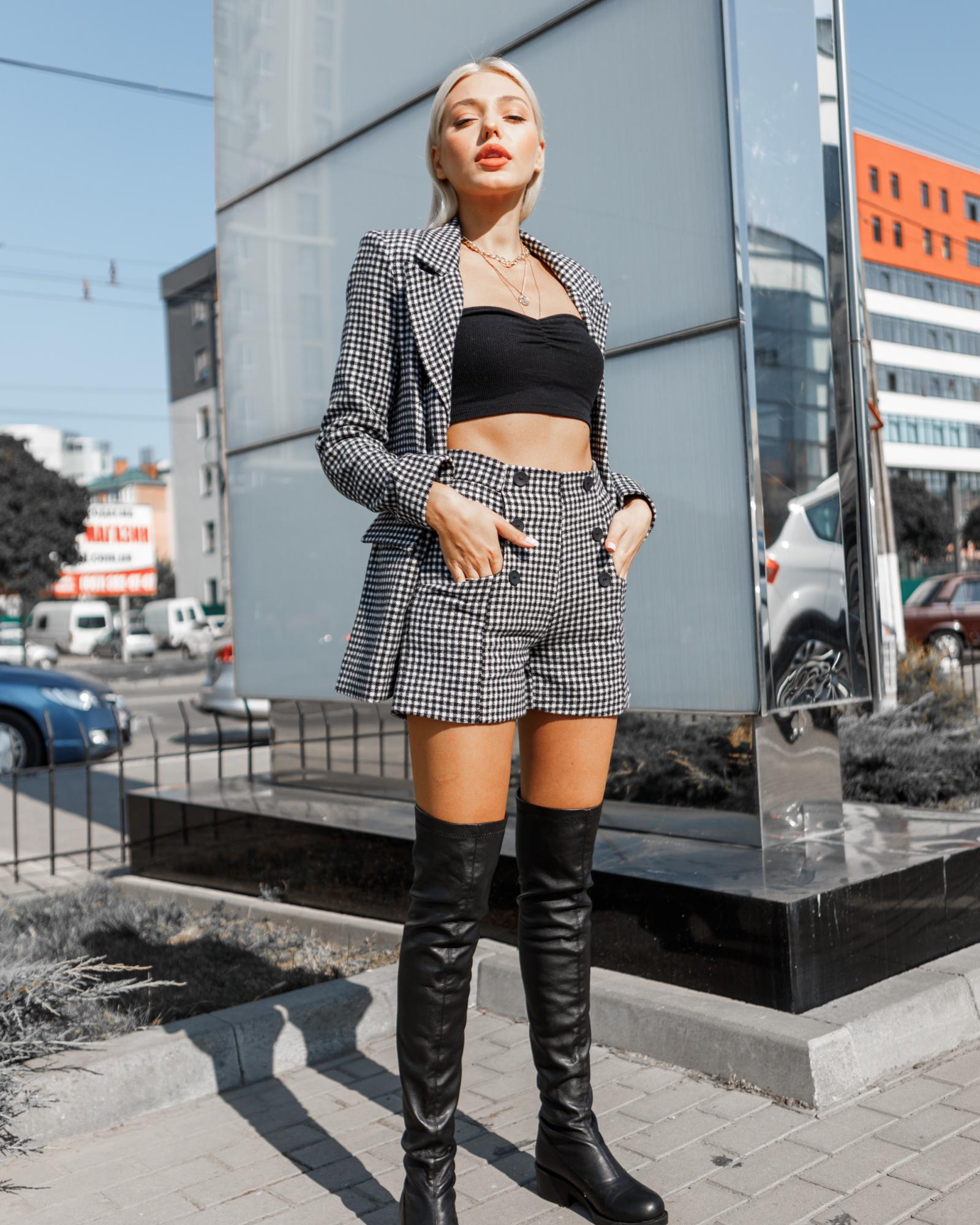 Шорти в клітинку